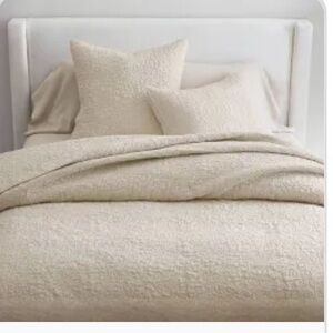 Pottery Barn Belgian Flax Linen Quilt